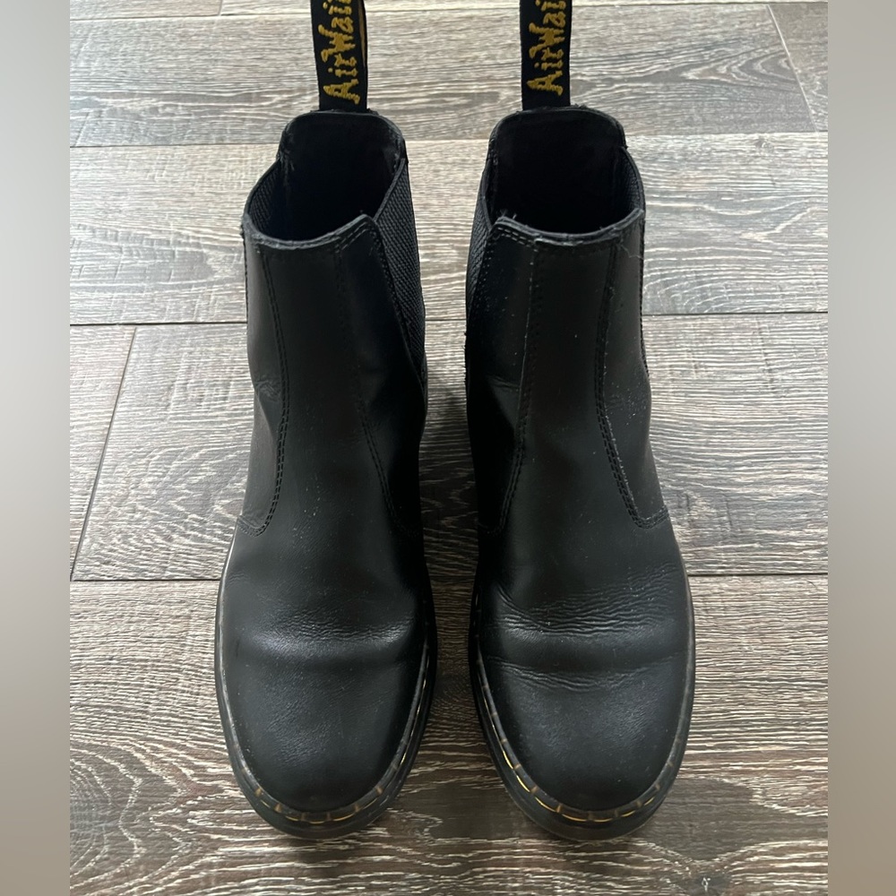 Dr Martens Dorrian Chelsea boots